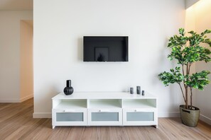 Living room - Nostalgia 1-Bedroom Apartment in Athens (Athens)