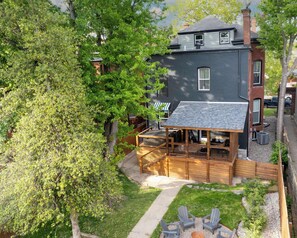 Exterior - 7BR Gatsby Mansion | Stay in style for DERBY! (Louisville)