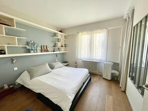 3 chambres, fer et planche Ă repasser, Wi-Fi, draps fournis