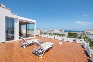 Superior Room, Sea View, Tower | Terrace/patio
