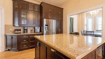 Familienapartment, Stadtblick | Eigene KĂŒche