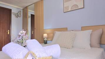 3 chambres, fer et planche Ă repasser, Wi-Fi gratuit, draps fournis