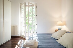 4 chambres, fer et planche à repasser, lit parapluie, Wi-Fi gratuit