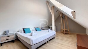 2 makuuhuonetta, vauvan matkasänky, internet, vuodevaatteet