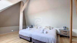2 Schlafzimmer, Reisekinderbett, Internetzugang, Bettwäsche