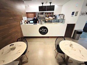 Dining - FIFA World Cup Modern Apartment Terrace, Lap Pool, Hot Tub & Gym (Ciudad de México)