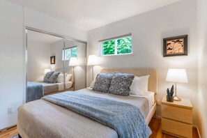 3 Schlafzimmer, Bügeleisen/Bügelbrett, Reisekinderbett, WLAN