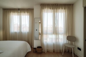 Apartemen, 1 kamar tidur | Ruang kerja ramah laptop, tempat tidur bayi gratis, dan Wi-Fi gratis