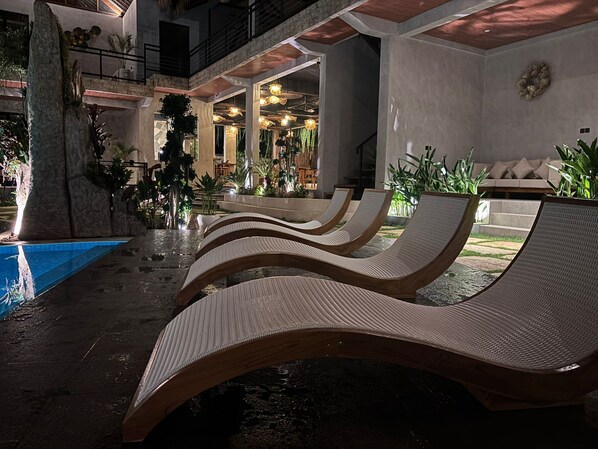 Outdoor pool - Bella Vida resort (Pecatu)