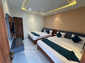 Double Room | Free WiFi - Hotel Tulsi Inn (Ellora)
