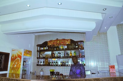Noblesse Hotel