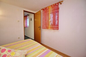 1 quarto, ferros/tábuas de passar roupa, Wi-Fi, roupa de cama