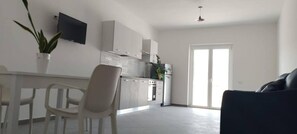 Télévision à écran plat