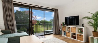 Coastal Comfort in Batehaven