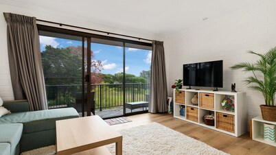 Coastal Comfort in Batehaven