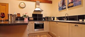 The Barnhouse. Lovely barn conversion, sleeps 6.