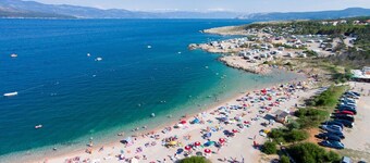 Apartment Mara - sea view, terrace, pet-friendly, washing machine, BBQ