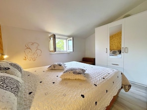 3 camere, Wi-Fi, lenzuola