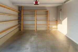 Kiến trúc tòa nhà