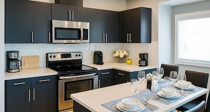 Modern North Seattle Getaway