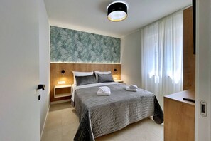 2 bedrooms, WiFi, bed sheets