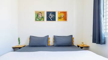 Studio, City View | In-room safe, desk, laptop workspace, blackout curtains