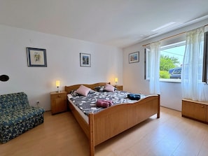 2 bedrooms, WiFi, bed sheets - Apartment Zlatica - 530 m from sea, terrace, BBQ, private parking (Šilo)
