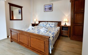 2 bedrooms, WiFi, bed sheets