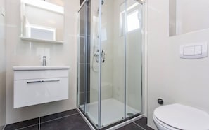 Shower, towels - Modern Apartment Berisha 1 No.4 - with Balcony (Baska)