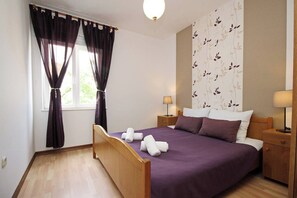 2 bedrooms, WiFi, bed sheets - Charming Apartment Brnic No. 5 - with Balcony (Baska)