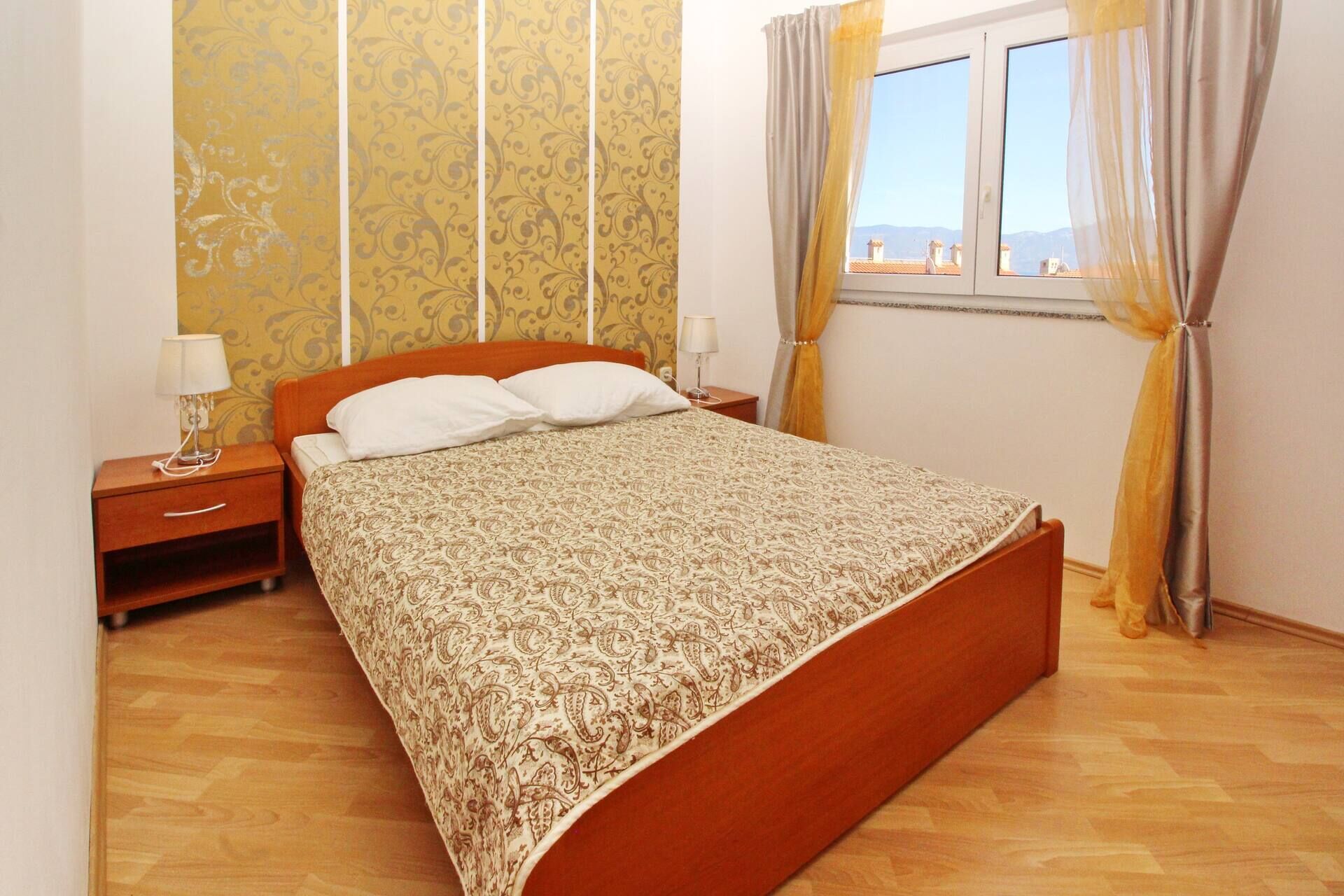 2 habitaciones, wifi y ropa de cama 