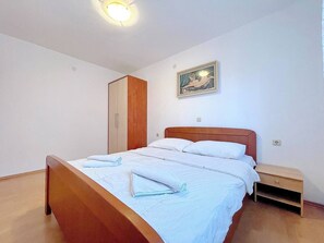 2 Schlafzimmer, WLAN, Bettwäsche