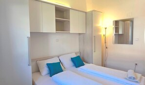 2 makuuhuonetta, Wi-Fi, vuodevaatteet