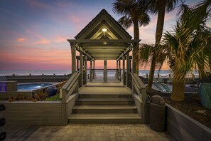 Property grounds - 11th Floor! Oceanfront! King bed, recliners, all the extras! (Murrells Inlet)