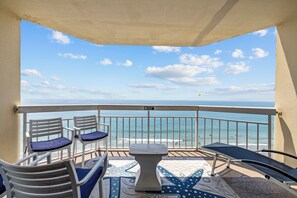 Property grounds - 11th Floor! Oceanfront! King bed, recliners, all the extras! (Murrells Inlet)