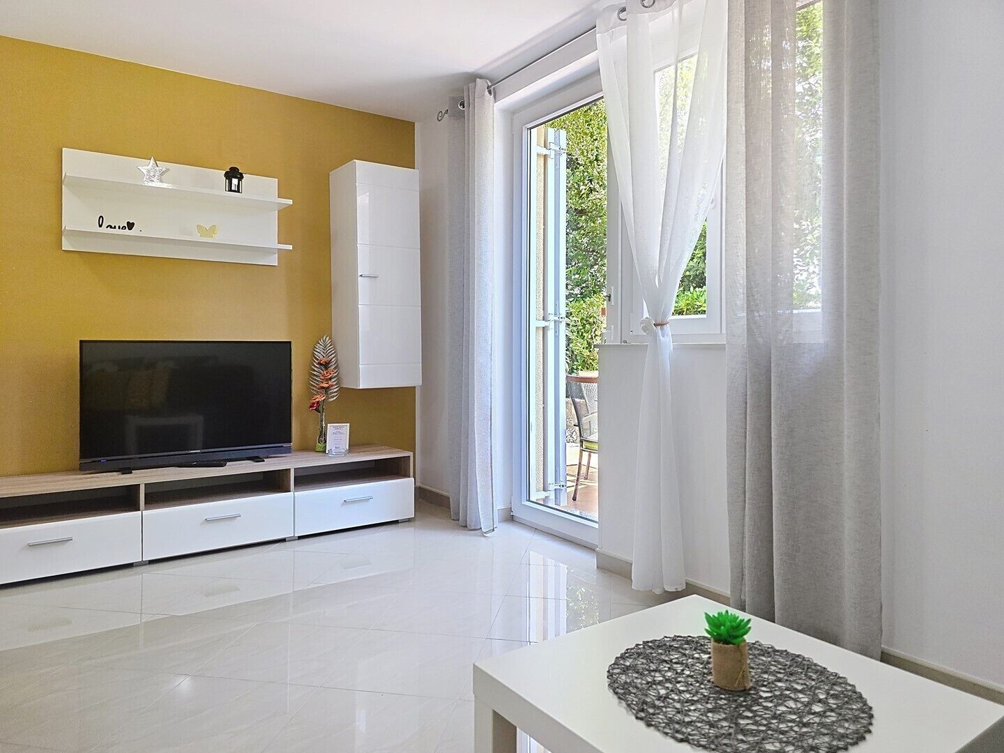 Apartment Gorica 2 No.3 - With Terrace And Pool - Baška