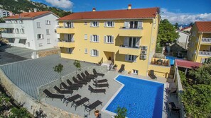 Exterior - Apartment Gorica 2 No.12 - with Pool, Underground level, shared Terrace on the Floor above (Baska)