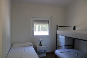 7 Schlafzimmer, Bügeleisen/Bügelbrett, kostenloses WLAN, Bettwäsche