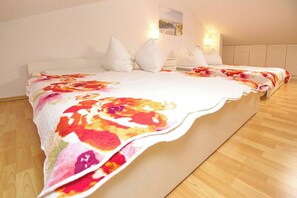 2 bedrooms, WiFi, bed sheets