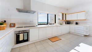 Unclassified image, 3 of 42, button - Casa Federica | 4 Bedrooms | Magnific Views | Loulé (Santa Bárbara de Nexe)