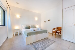 4 habitaciones, tabla de planchar con plancha y wifi gratis 