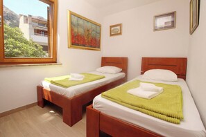 2 bedrooms, WiFi, bed sheets