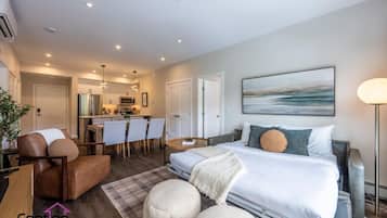 2 Schlafzimmer, Schreibtisch, BĂŒgeleisen/BĂŒgelbrett, Reisekinderbett