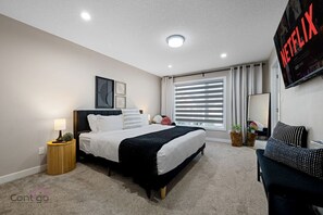 4 bedrooms, desk, iron/ironing board, travel cot