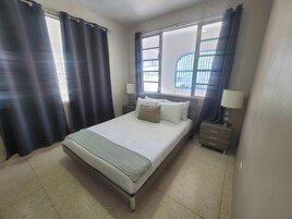 Apartment, 2 Bedrooms, Non Smoking | Bathroom | Shower, hair dryer, towels, soap