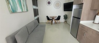 2019 Cacique by Stay with Bear