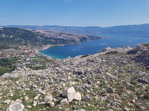Miscellaneous - Apartment Starcevic-Filipovic with a Backyard and BBQ, 150 m from the Beach (Baska)