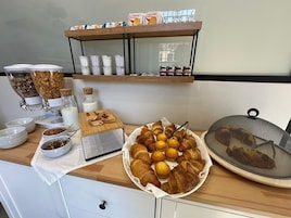 Desayuno continental incluido todos los días