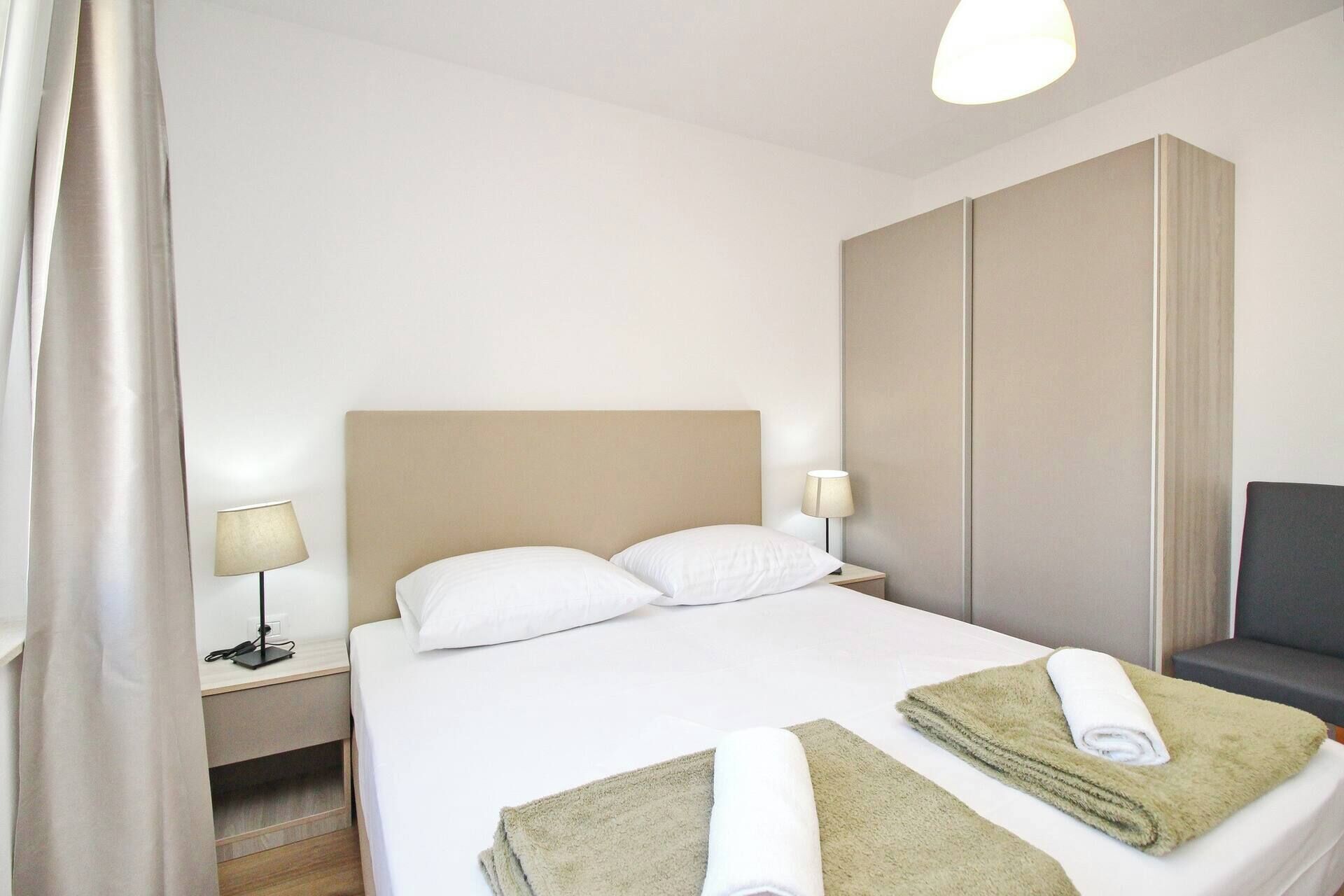 2 bedrooms, WiFi, bed sheets