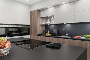 Fridge, microwave, oven, dishwasher